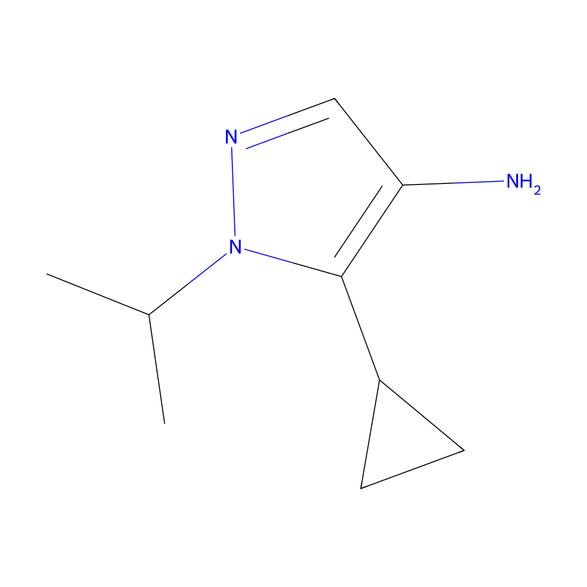 5-cyclopropyl-1-(propan-2-yl)-1H-pyrazol-4-amine molecular structure, CAS 1006496-39-4