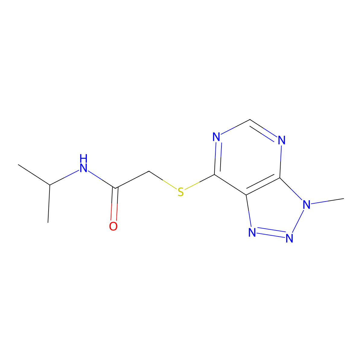 2-({3-methyl-3H-[1,2,3]triazolo[4,5-d]pyrimidin-7-yl}sulfanyl)-N-(propan-2-yl)acetamide molecular structure, CAS 1058231-74-5