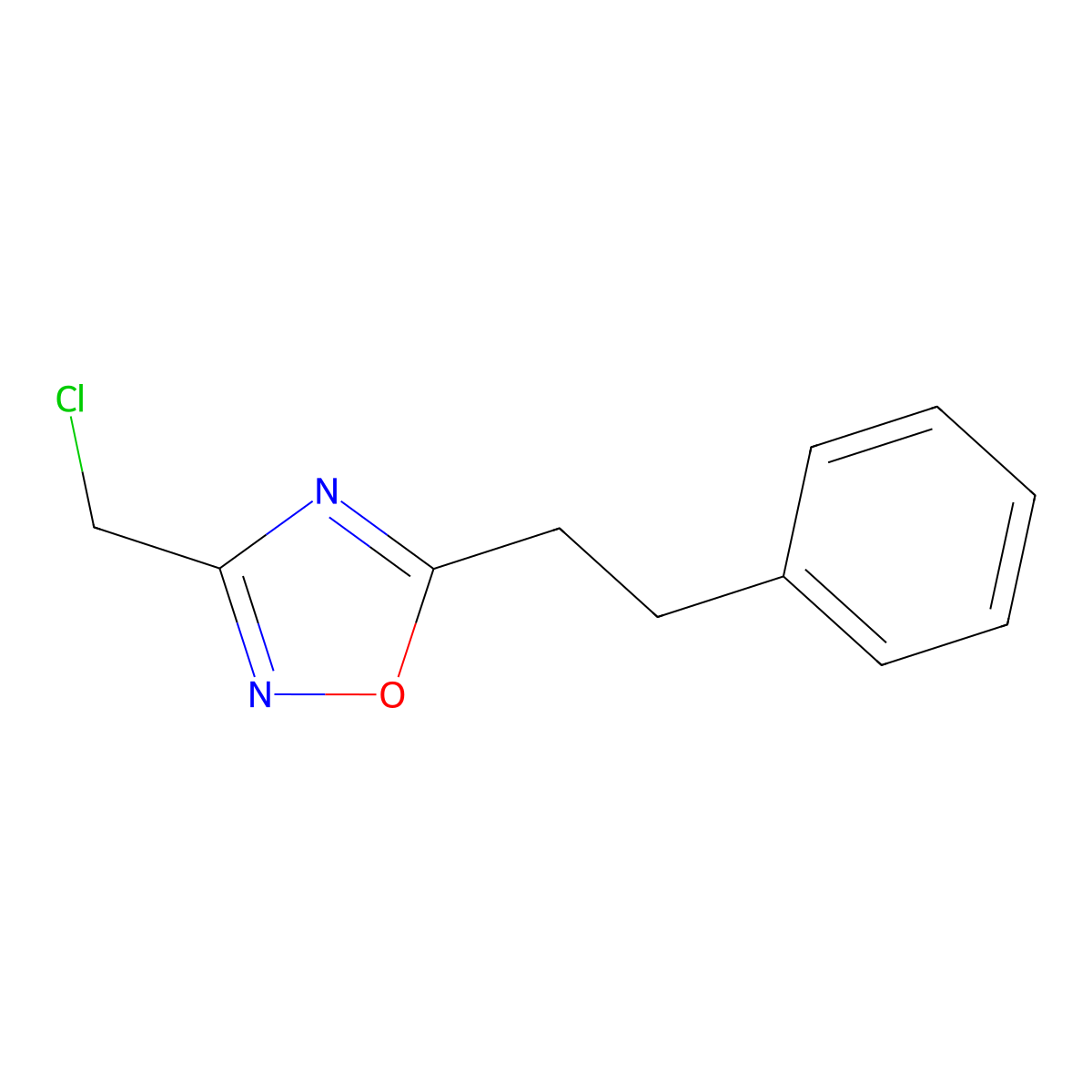 3-(Chloromethyl)-5-(2-phenylethyl)-1,2,4-oxadiazole molecular structure, CAS 1152498-72-0