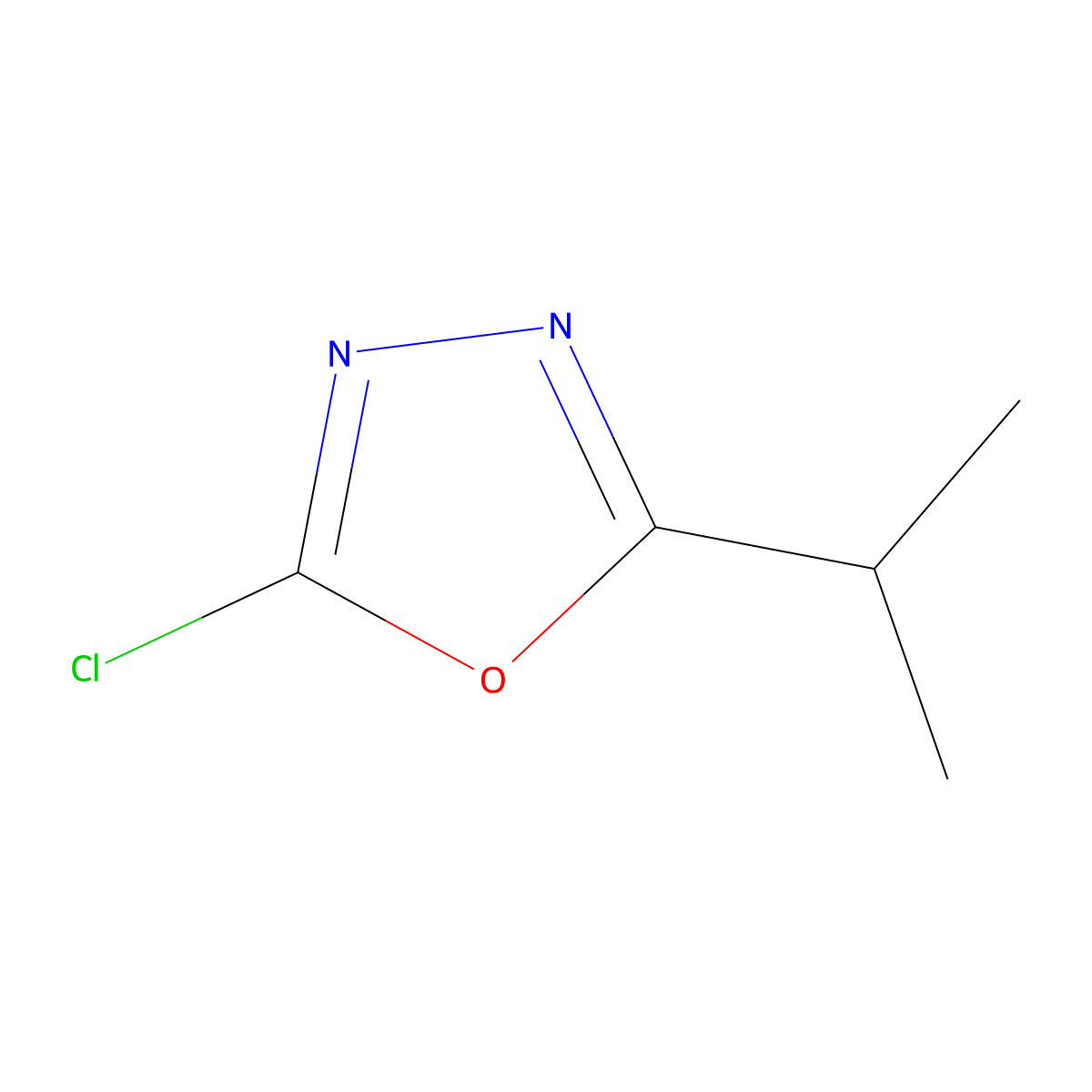 2-Chloro-5-(propan-2-yl)-1,3,4-oxadiazole molecular structure, CAS 1368687-66-4