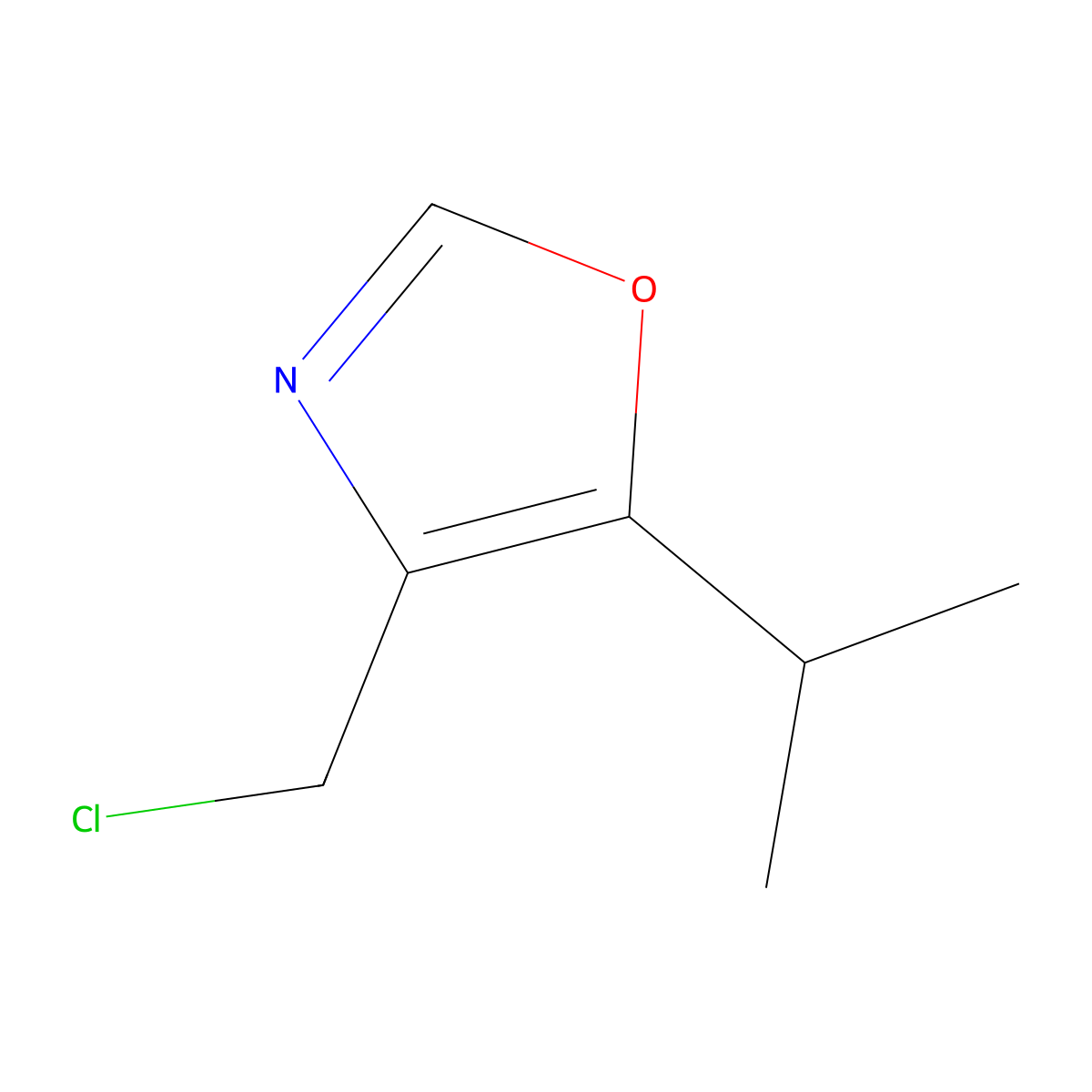 4-(Chloromethyl)-5-(propan-2-yl)-1,3-oxazole molecular structure, CAS 1427379-19-8