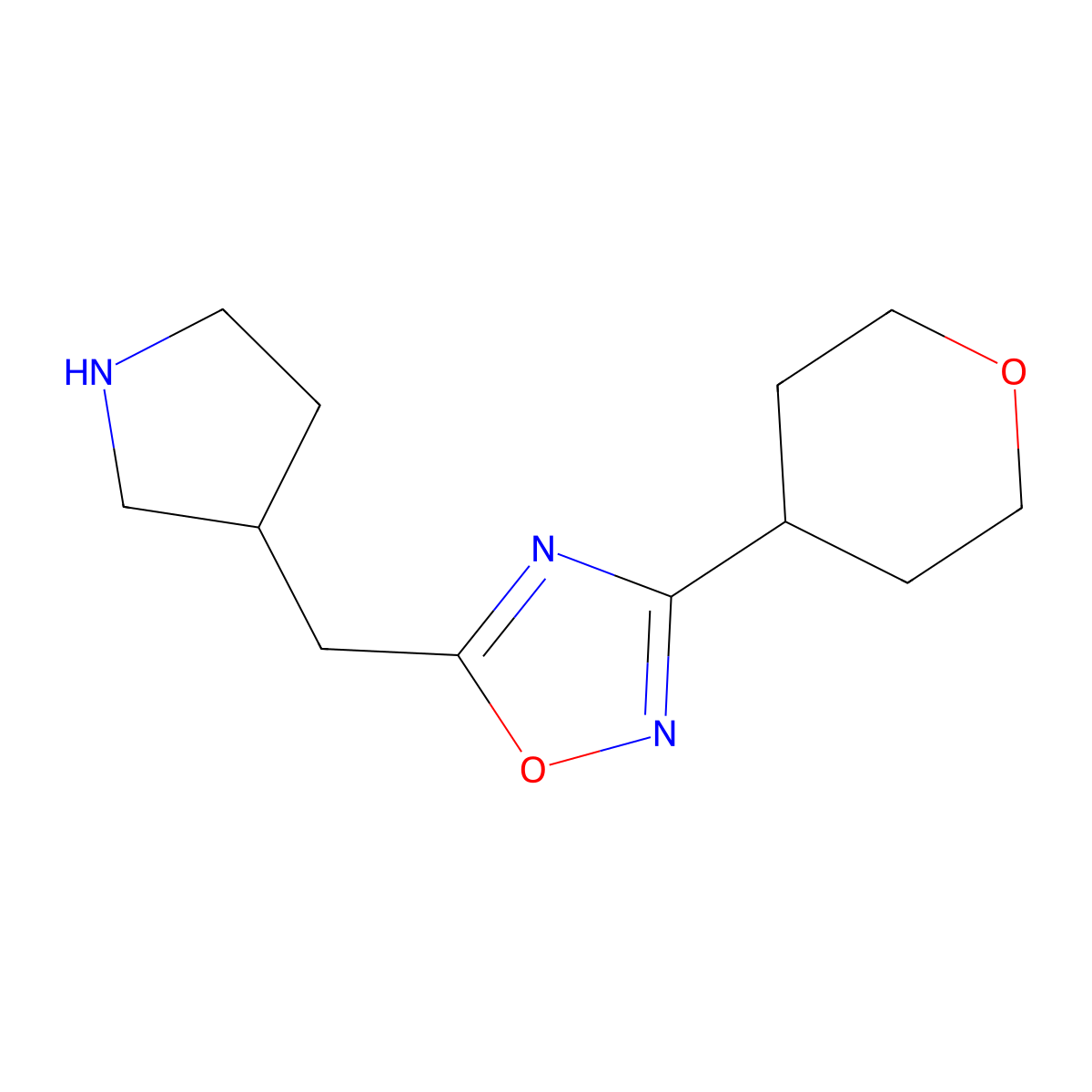 3-(Oxan-4-yl)-5-[(pyrrolidin-3-yl)methyl]-1,2,4-oxadiazole molecular structure, CAS 1486013-94-8