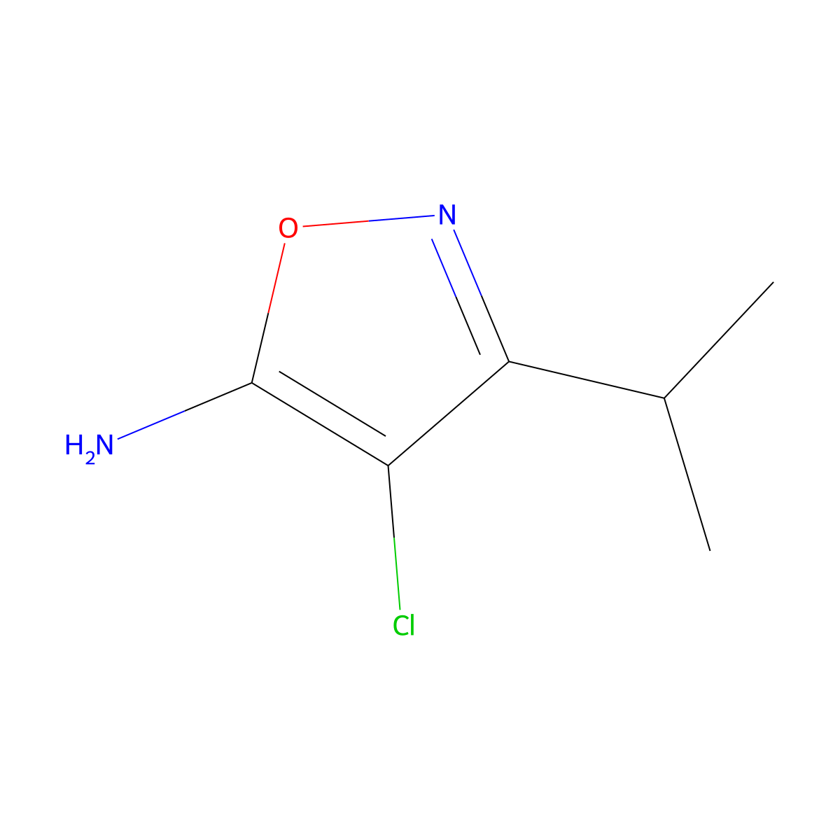 4-Chloro-3-(propan-2-yl)-1,2-oxazol-5-amine molecular structure, CAS 1513662-07-1