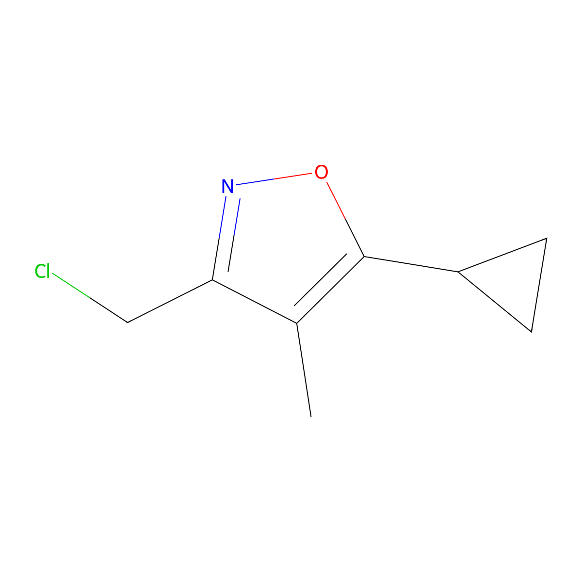 3-(Chloromethyl)-5-cyclopropyl-4-methyl-1,2-oxazole molecular structure, CAS 1526674-63-4