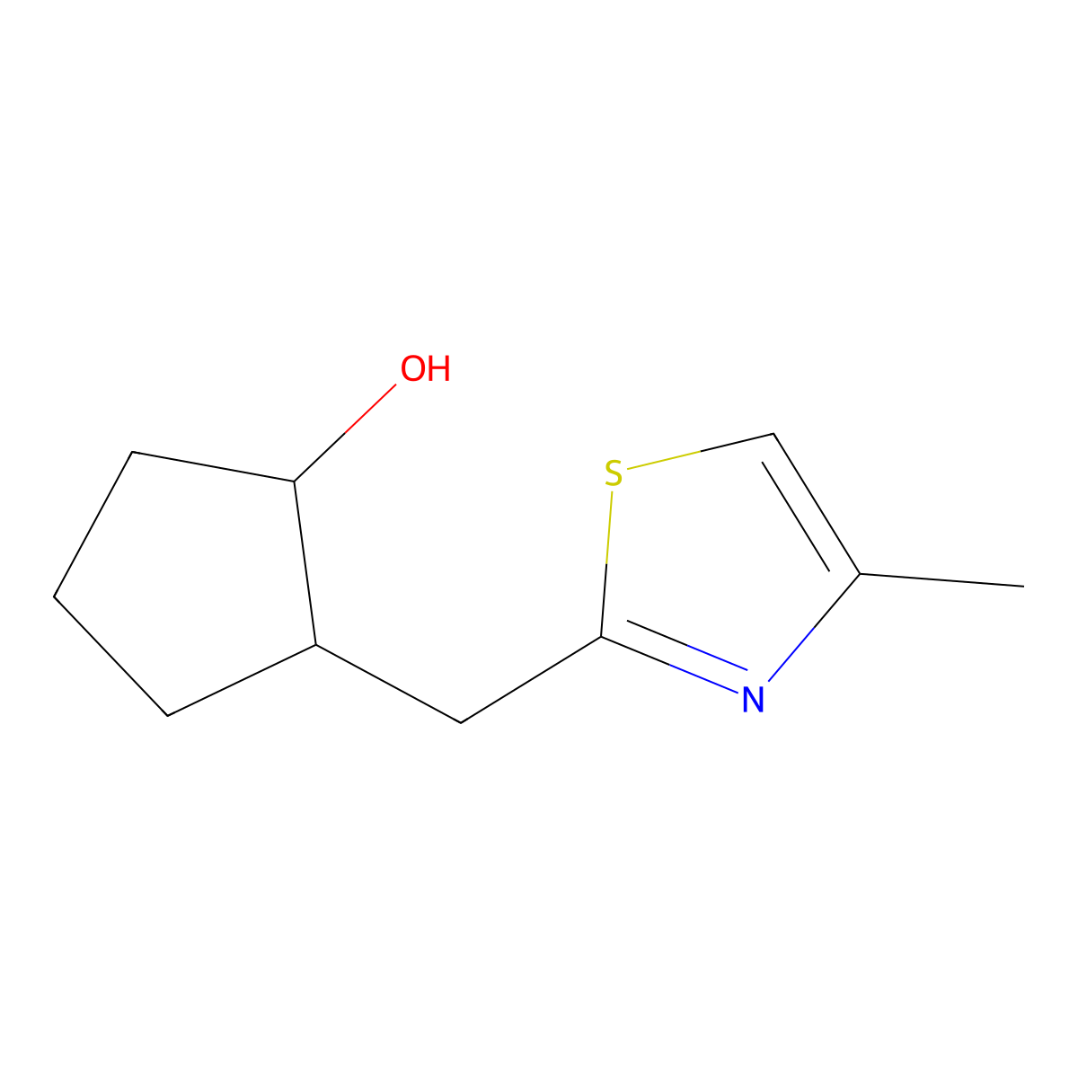 2-[(4-Methyl-1,3-thiazol-2-yl)methyl]cyclopentan-1-ol molecular structure, CAS 1526864-10-7