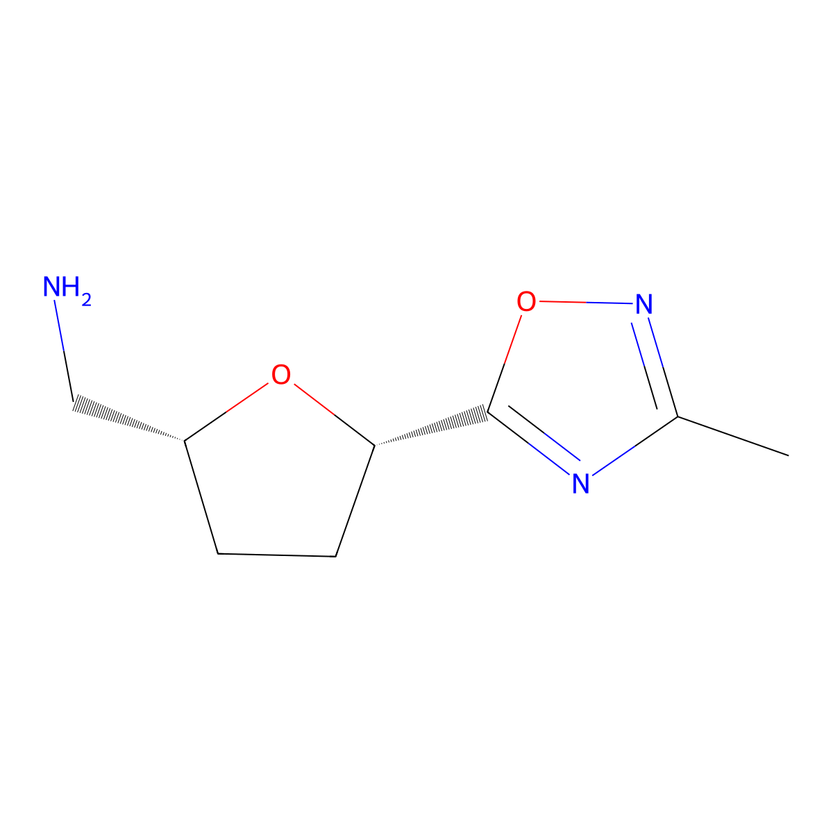 ((2R,5S)-5-(3-Methyl-1,2,4-oxadiazol-5-yl)tetrahydrofuran-2-yl)methanamine molecular structure, CAS 1808784-70-4