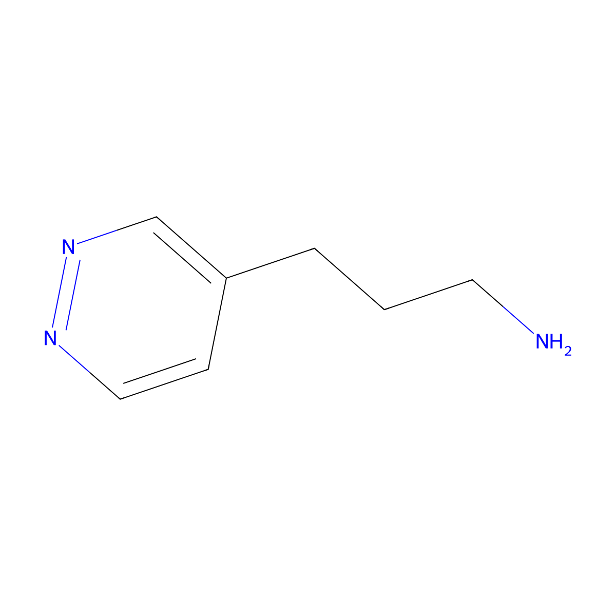 3-(Pyridazin-4-yl)propan-1-amine molecular structure, CAS 1819983-04-4