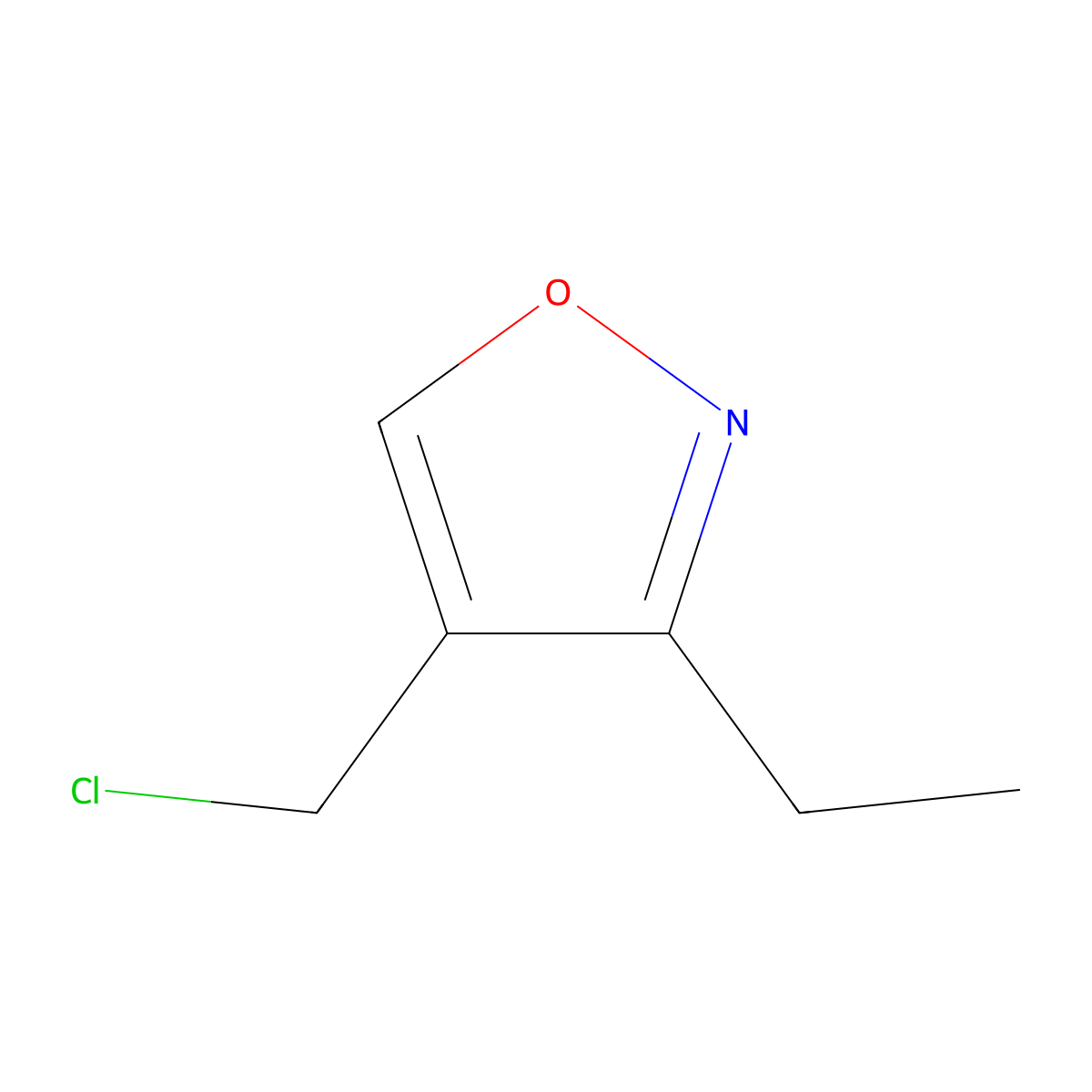 4-(Chloromethyl)-3-ethyl-1,2-oxazole molecular structure, CAS 1820705-91-6