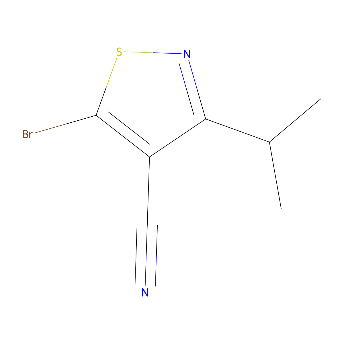 5-Bromo-3-isopropylisothiazole-4-carbonitrile molecular structure, CAS 1823933-86-3