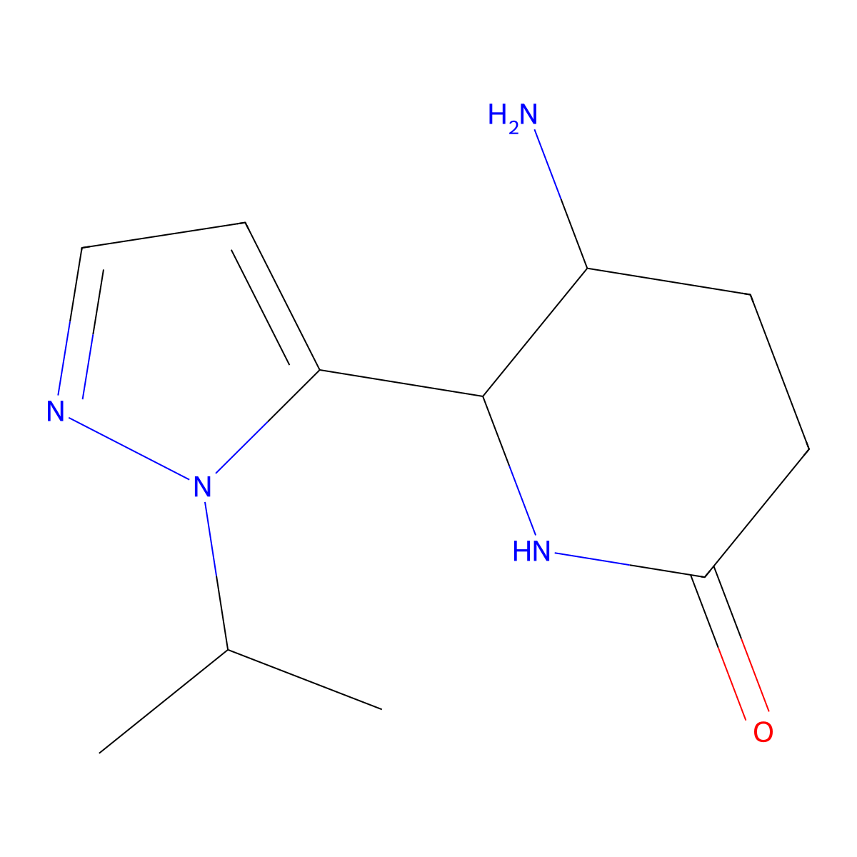 5-amino-6-[1-(propan-2-yl)-1H-pyrazol-5-yl]piperidin-2-one molecular structure, CAS 2026076-07-1