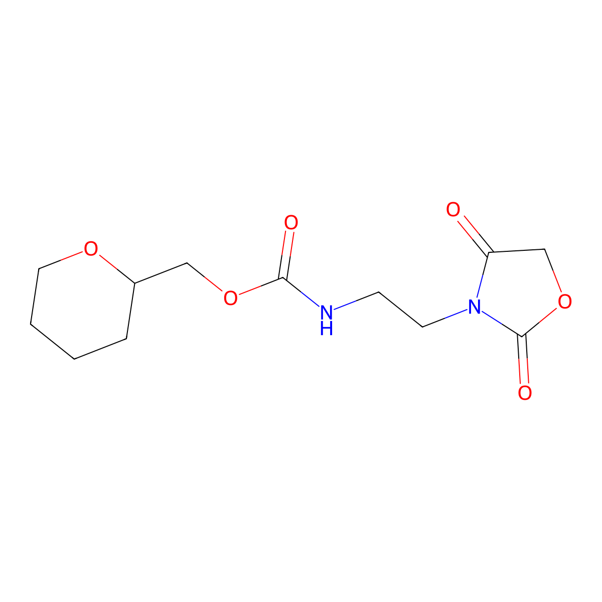 (tetrahydro-2H-pyran-2-yl)methyl (2-(2,4-dioxooxazolidin-3-yl)ethyl)carbamate molecular structure, CAS 2034464-81-6