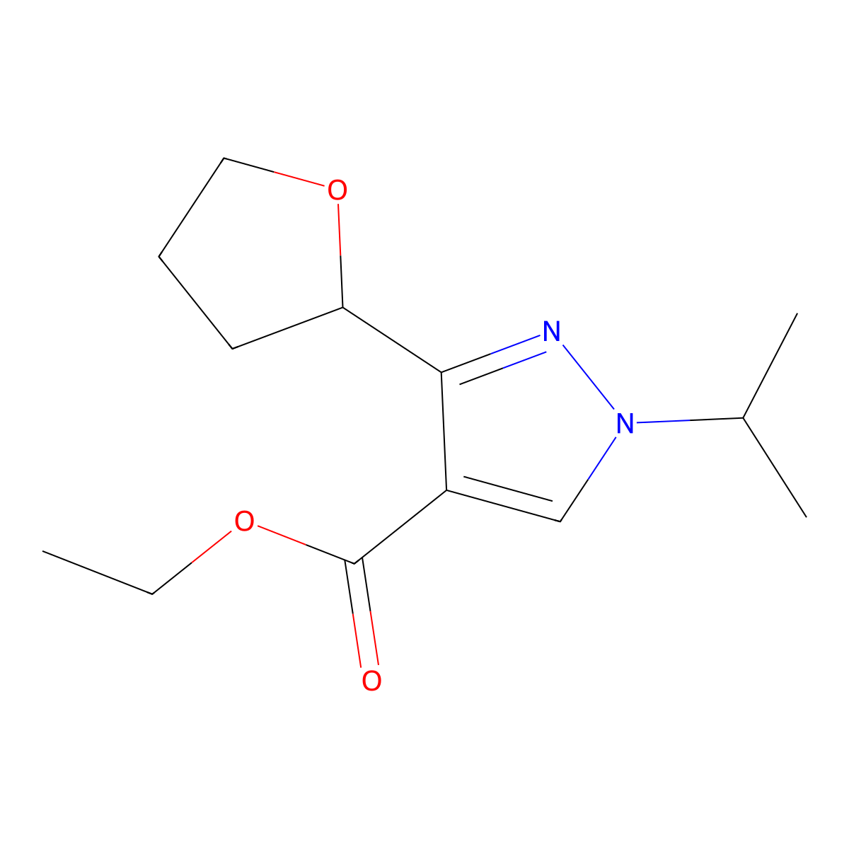 Ethyl 3-(oxolan-2-yl)-1-(propan-2-yl)-1H-pyrazole-4-carboxylate molecular structure, CAS 2059938-69-9