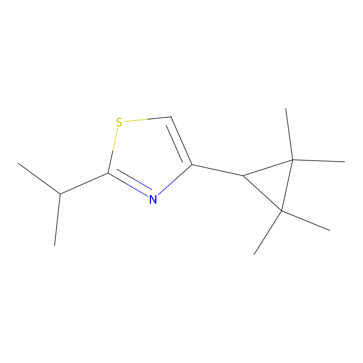 2-(Propan-2-yl)-4-(2,2,3,3-tetramethylcyclopropyl)-1,3-thiazole molecular structure, CAS 2059967-30-3