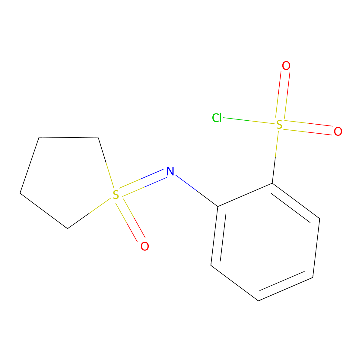 2-[(1-Oxo-1lambda6-thiolan-1-ylidene)amino]benzene-1-sulfonyl chloride molecular structure, CAS 2059987-75-4