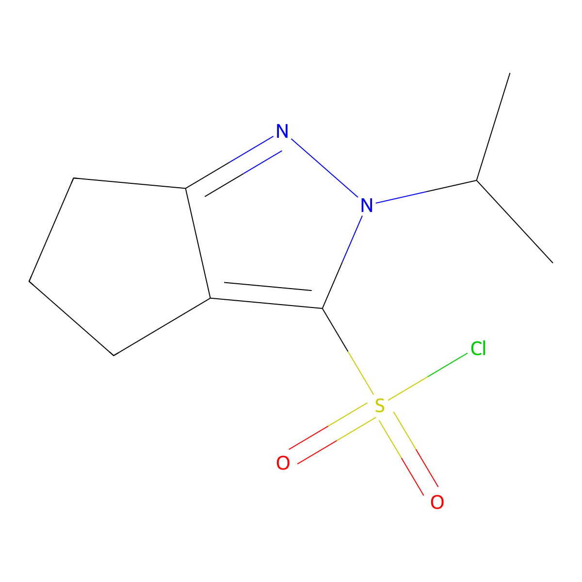 2-(Propan-2-yl)-2H,4H,5H,6H-cyclopenta[c]pyrazole-3-sulfonyl chloride molecular structure, CAS 2092453-25-1