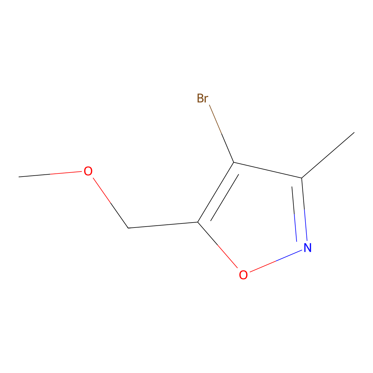 4-Bromo-5-(methoxymethyl)-3-methyl-1,2-oxazole molecular structure, CAS 2167449-36-5