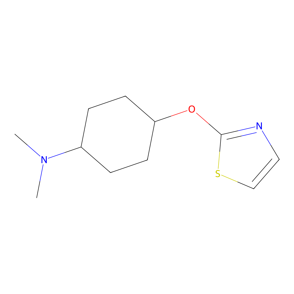 N,N-dimethyl-4-(1,3-thiazol-2-yloxy)cyclohexan-1-amine molecular structure, CAS 2197599-96-3
