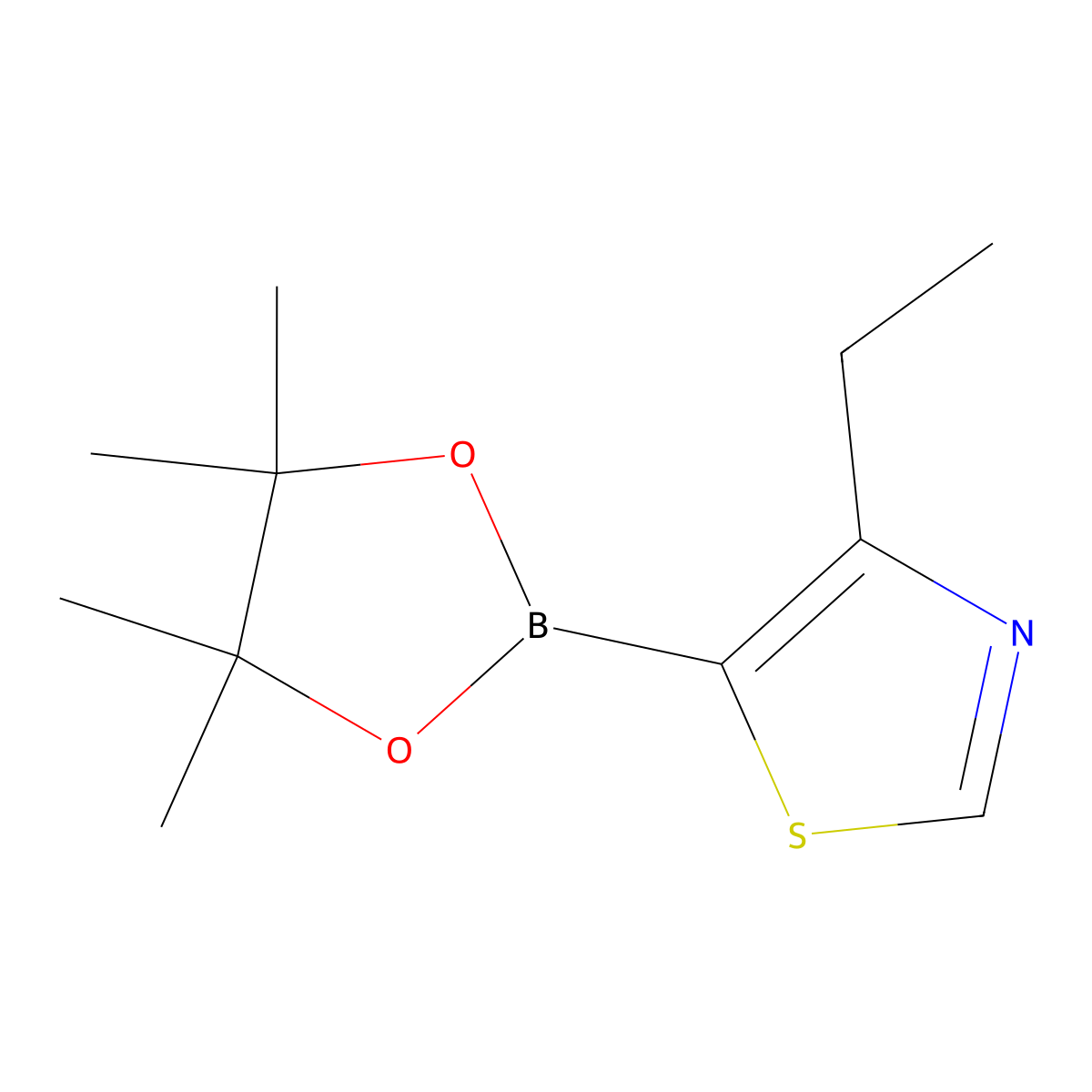 4-Ethyl-5-(tetramethyl-1,3,2-dioxaborolan-2-yl)-1,3-thiazole molecular structure, CAS 2223035-41-2