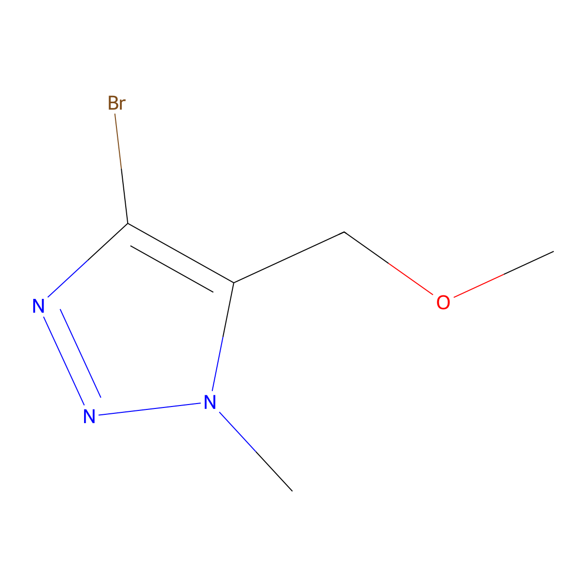 4-bromo-5-(methoxymethyl)-1-methyl-1H-1,2,3-triazole molecular structure, CAS 2243513-39-3