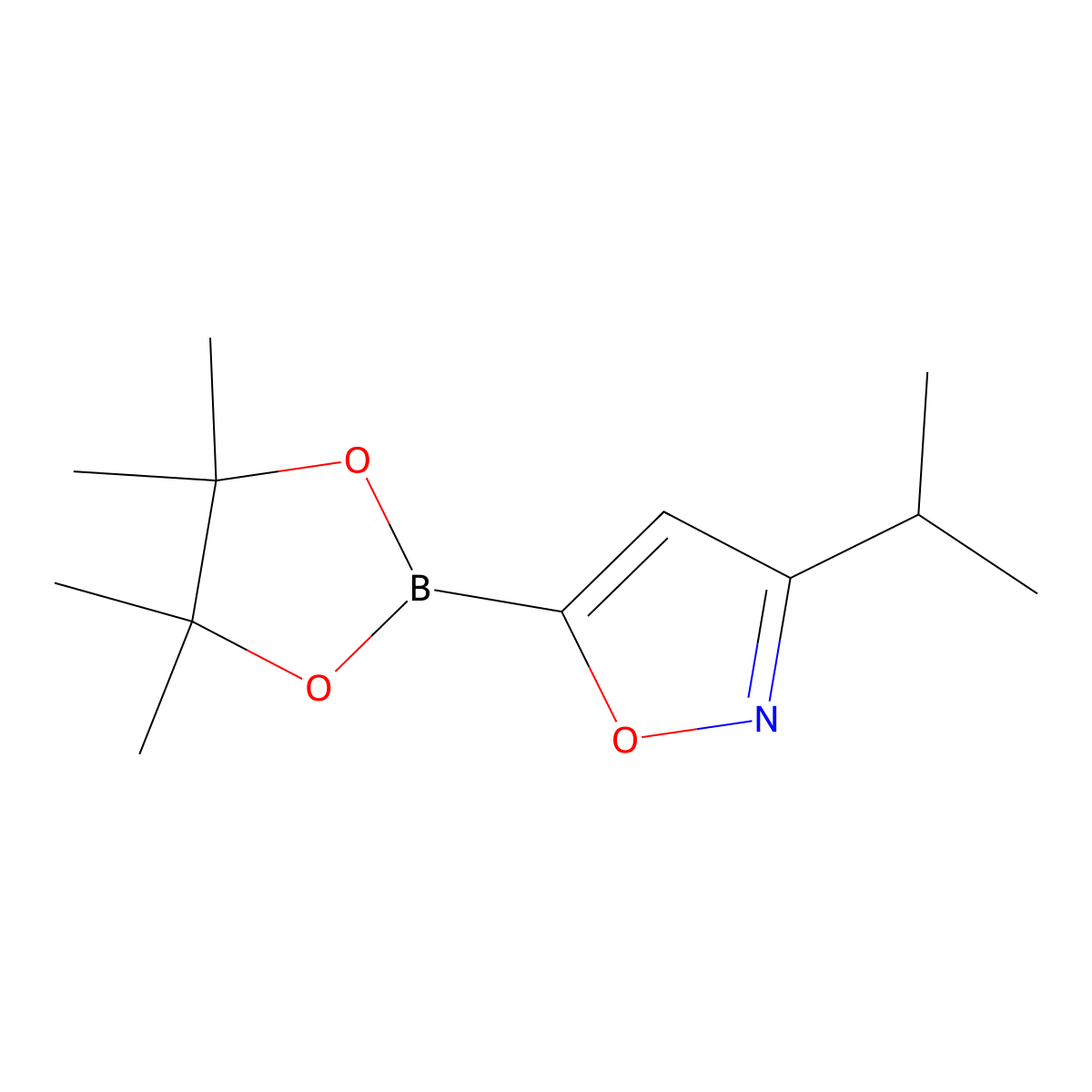 3-(Propan-2-yl)-5-(tetramethyl-1,3,2-dioxaborolan-2-yl)-1,2-oxazole molecular structure, CAS 2246876-17-3