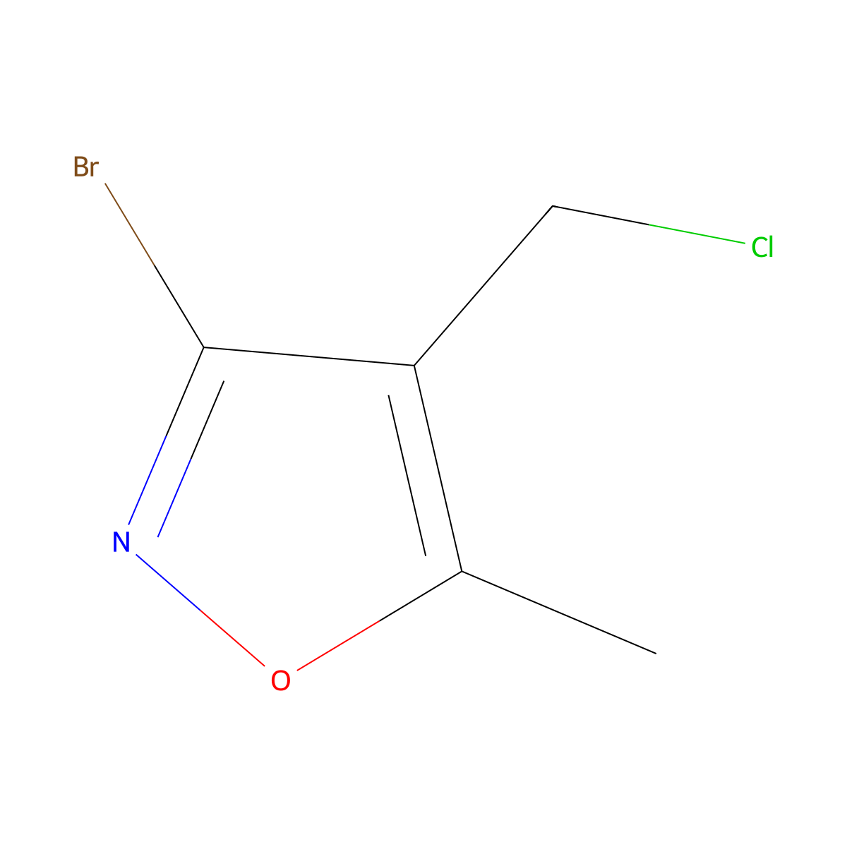 3-Bromo-4-(chloromethyl)-5-methyl-1,2-oxazole molecular structure, CAS 2253631-24-0
