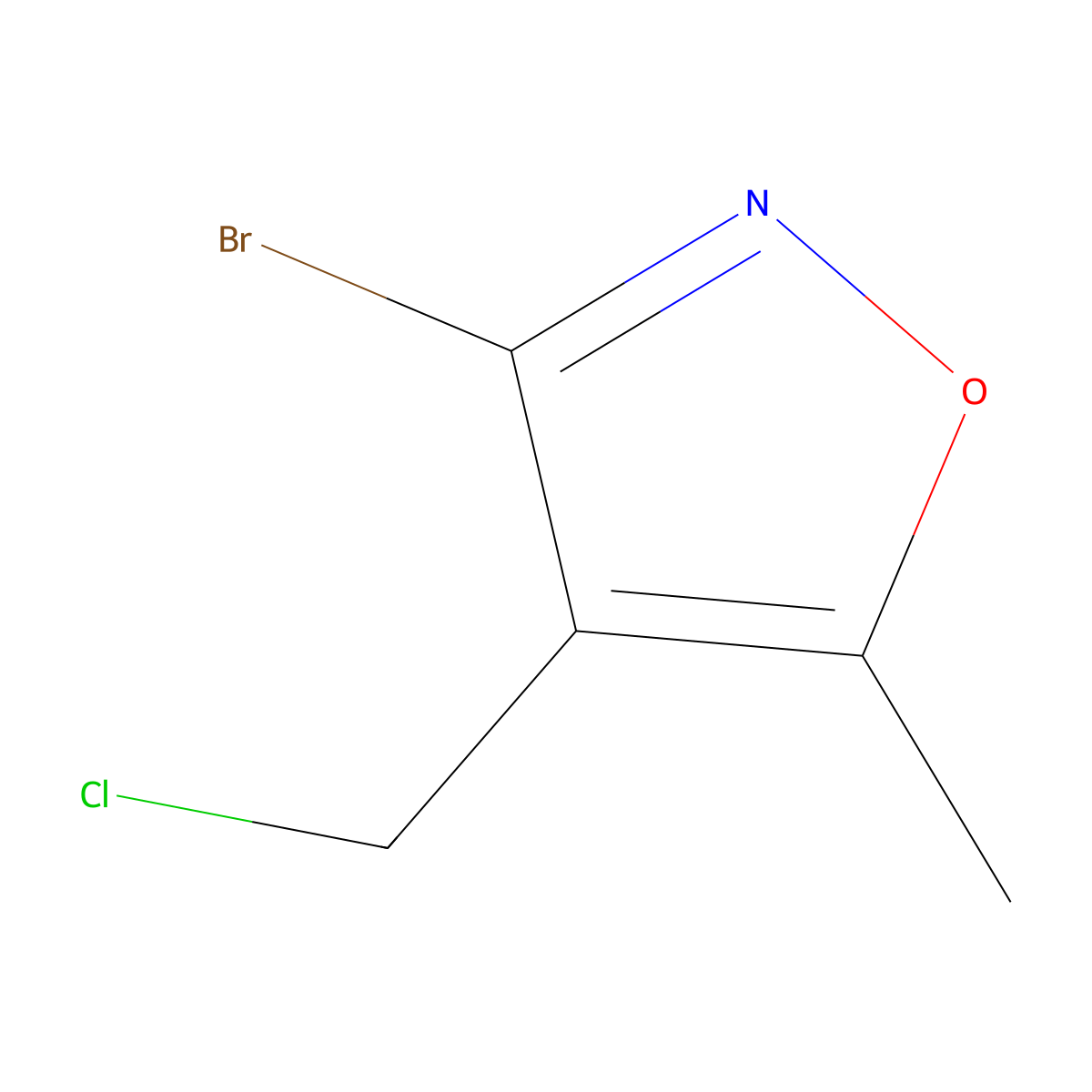 3-Bromo-4-(chloromethyl)-5-methyl-1,2-oxazole molecular structure, CAS 2253631-24-0