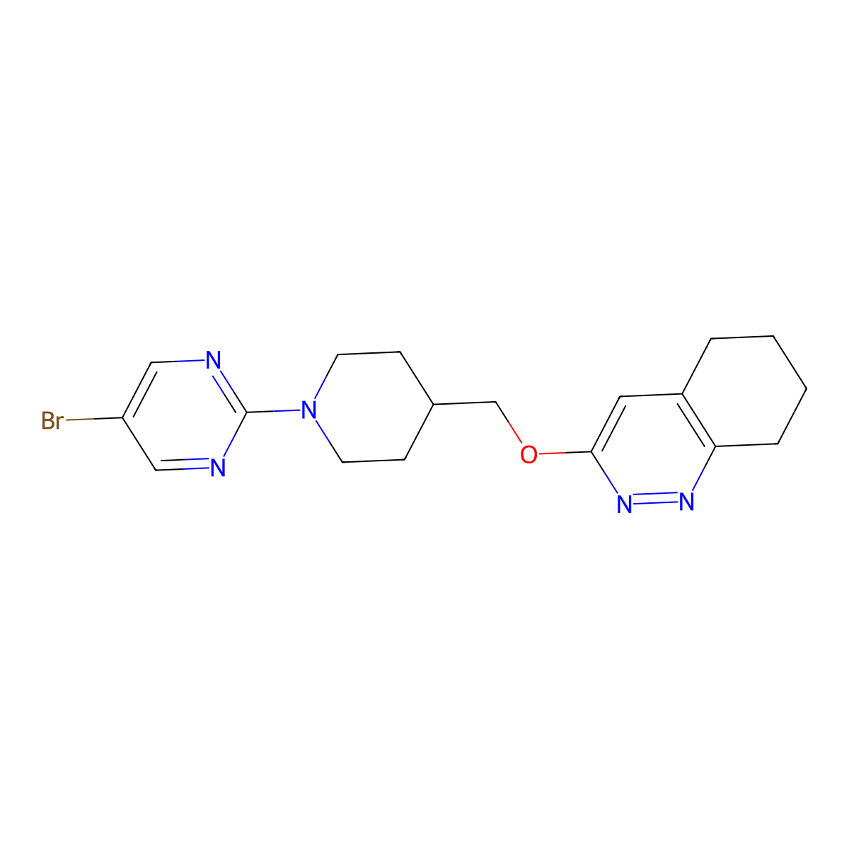 3-{[1-(5-Bromopyrimidin-2-yl)piperidin-4-yl]methoxy}-5,6,7,8-tetrahydrocinnoline molecular structure, CAS 2319804-90-3