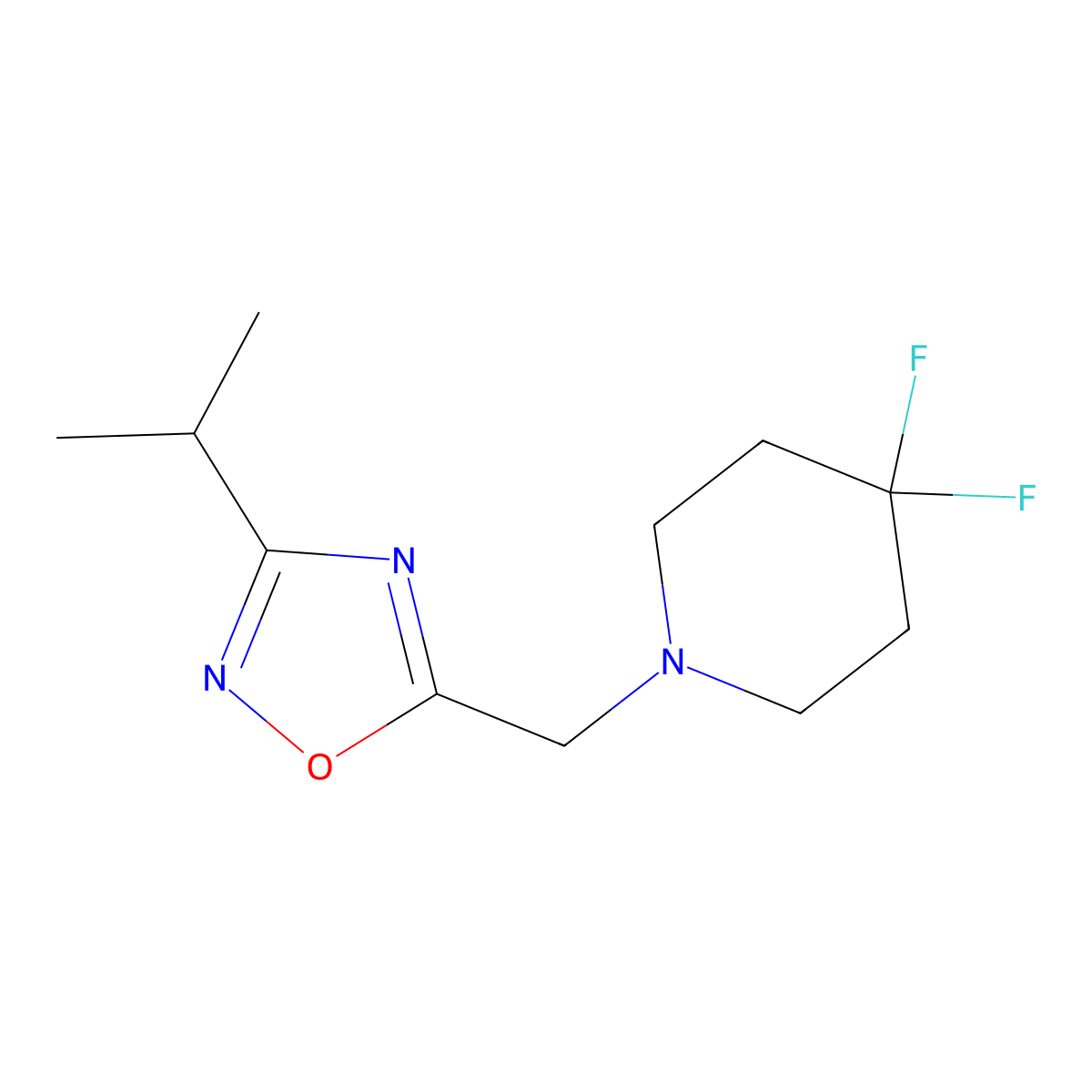 5-((4,4-Difluoropiperidin-1-yl)methyl)-3-isopropyl-1,2,4-oxadiazole molecular structure, CAS 2325080-23-5