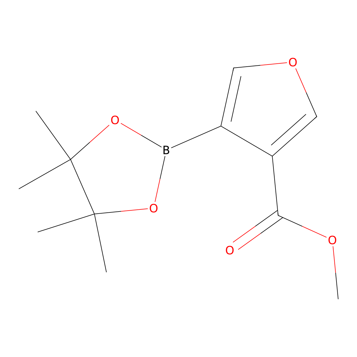 Methyl 4-(4,4,5,5-tetramethyl-1,3,2-dioxaborolan-2-yl)furan-3-carboxylate molecular structure, CAS 2363164-32-1