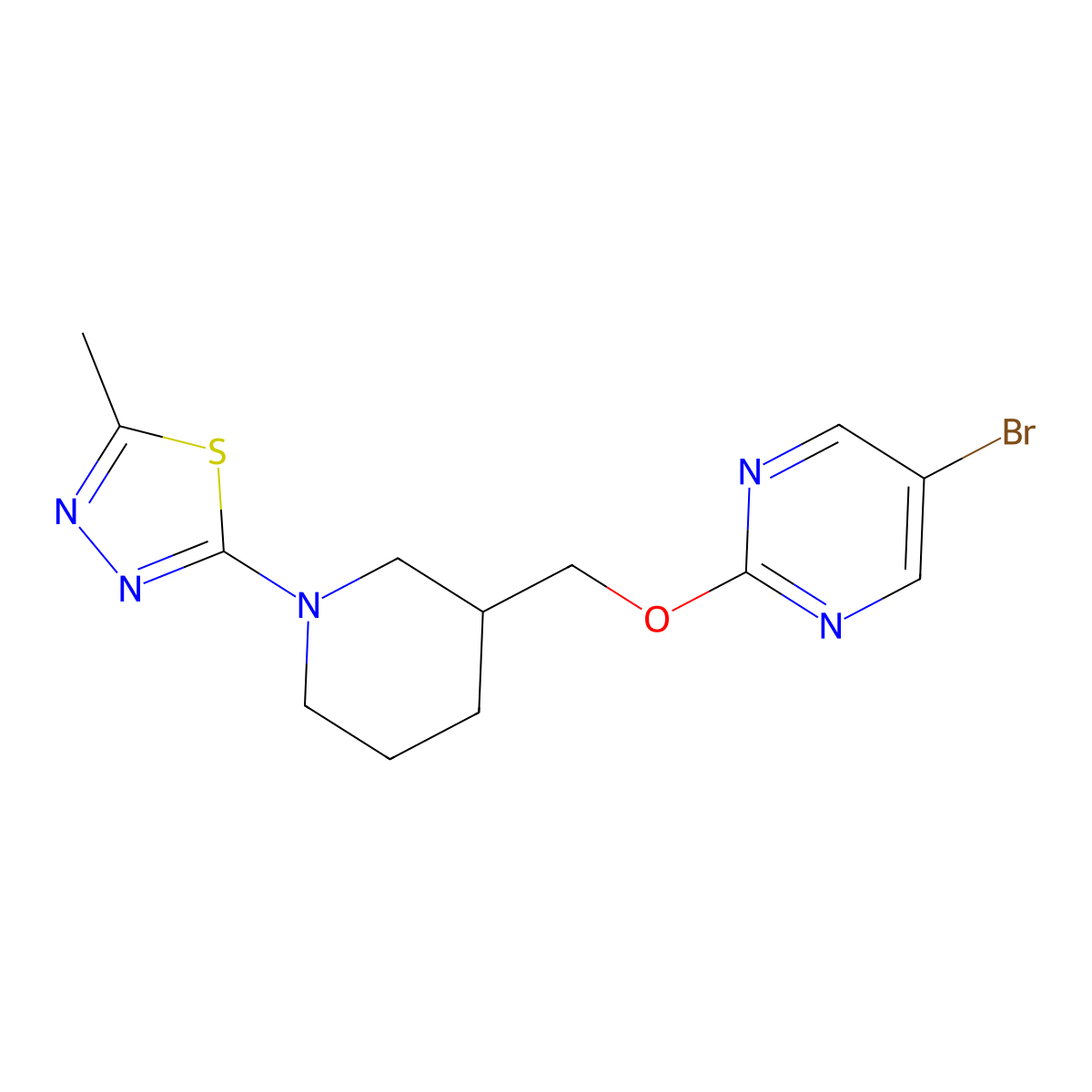 5-Bromo-2-{[1-(5-methyl-1,3,4-thiadiazol-2-yl)piperidin-3-yl]methoxy}pyrimidine molecular structure, CAS 2379971-19-2