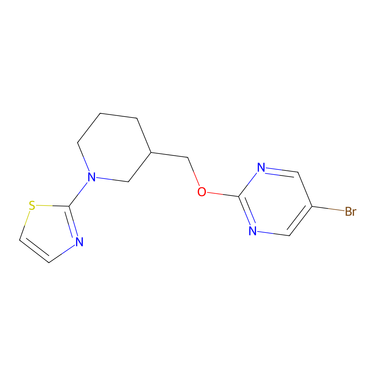 5-Bromo-2-{[1-(1,3-thiazol-2-yl)piperidin-3-yl]methoxy}pyrimidine molecular structure, CAS 2379972-92-4
