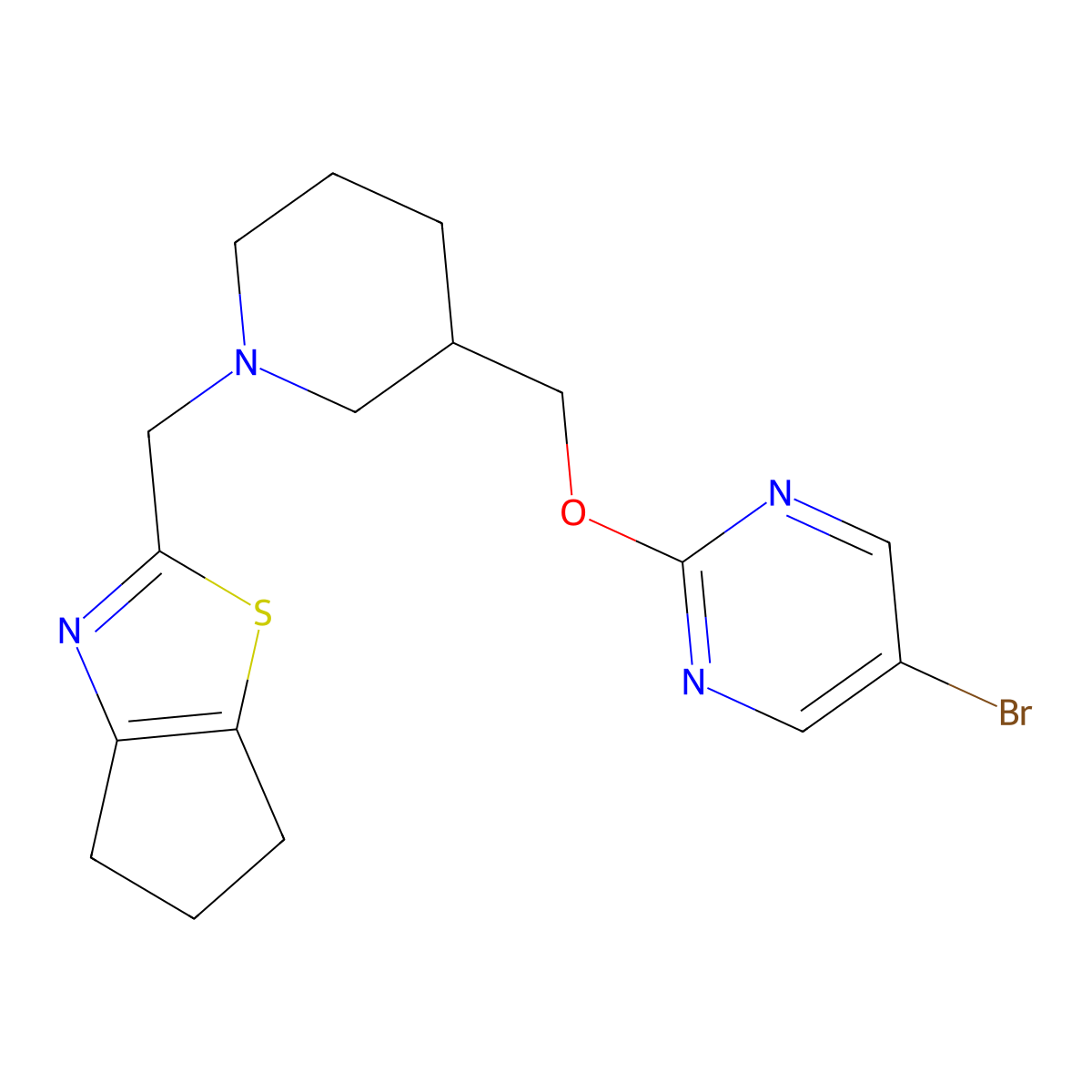 5-bromo-2-{[1-({4H,5H,6H-cyclopenta[d][1,3]thiazol-2-yl}methyl)piperidin-3-yl]methoxy}pyrimidine molecular structure, CAS 2380032-54-0