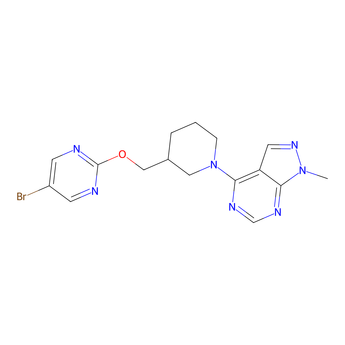 5-bromo-2-[(1-{1-methyl-1H-pyrazolo[3,4-d]pyrimidin-4-yl}piperidin-3-yl)methoxy]pyrimidine molecular structure, CAS 2380057-46-3