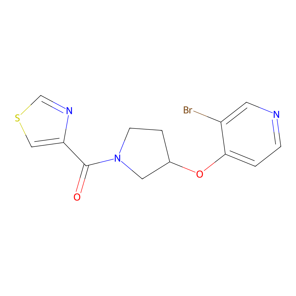 3-Bromo-4-{[1-(1,3-thiazole-4-carbonyl)pyrrolidin-3-yl]oxy}pyridine molecular structure, CAS 2380100-38-7