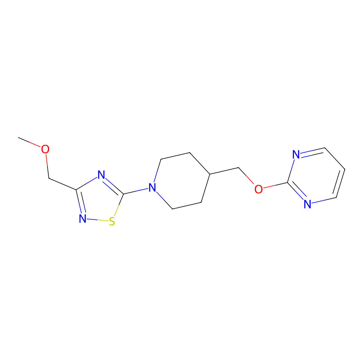 2-({1-[3-(Methoxymethyl)-1,2,4-thiadiazol-5-yl]piperidin-4-yl}methoxy)pyrimidine molecular structure, CAS 2415512-26-2
