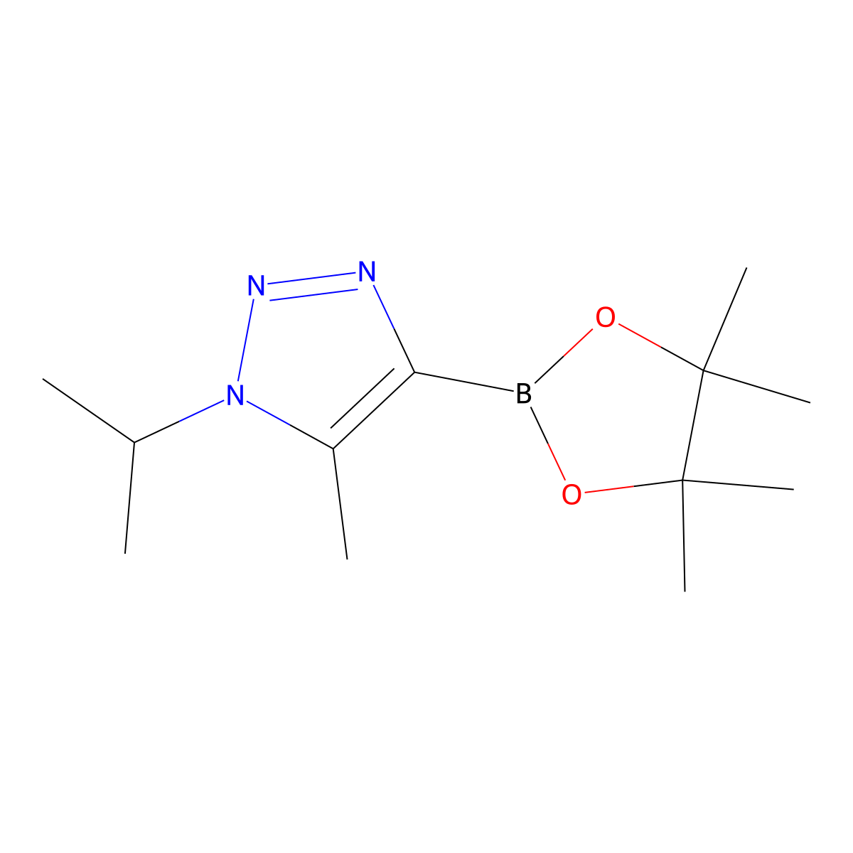 1-isopropyl-5-methyl-4-(4,4,5,5-tetramethyl-1,3,2-dioxaborolan-2-yl)-1H-1,2,3-triazole molecular structure, CAS 2460672-09-5
