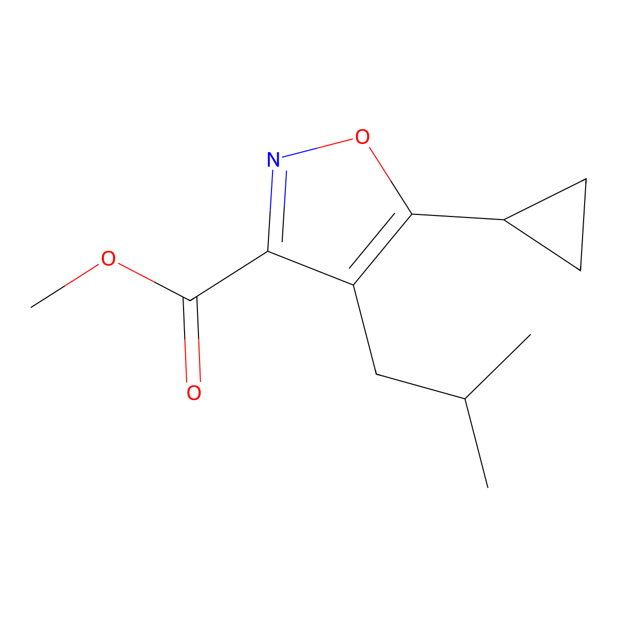 Methyl 5-cyclopropyl-4-(2-methylpropyl)-1,2-oxazole-3-carboxylate molecular structure, CAS 2503207-36-9
