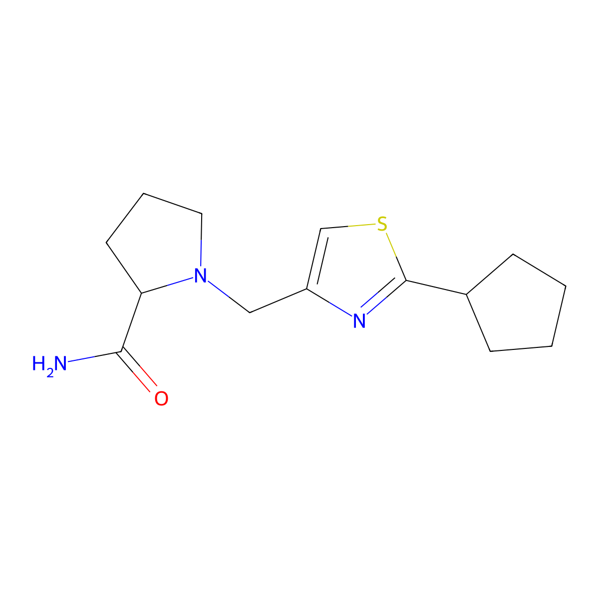 1-[(2-Cyclopentyl-1,3-thiazol-4-yl)methyl]pyrrolidine-2-carboxamide molecular structure, CAS 2640818-42-2