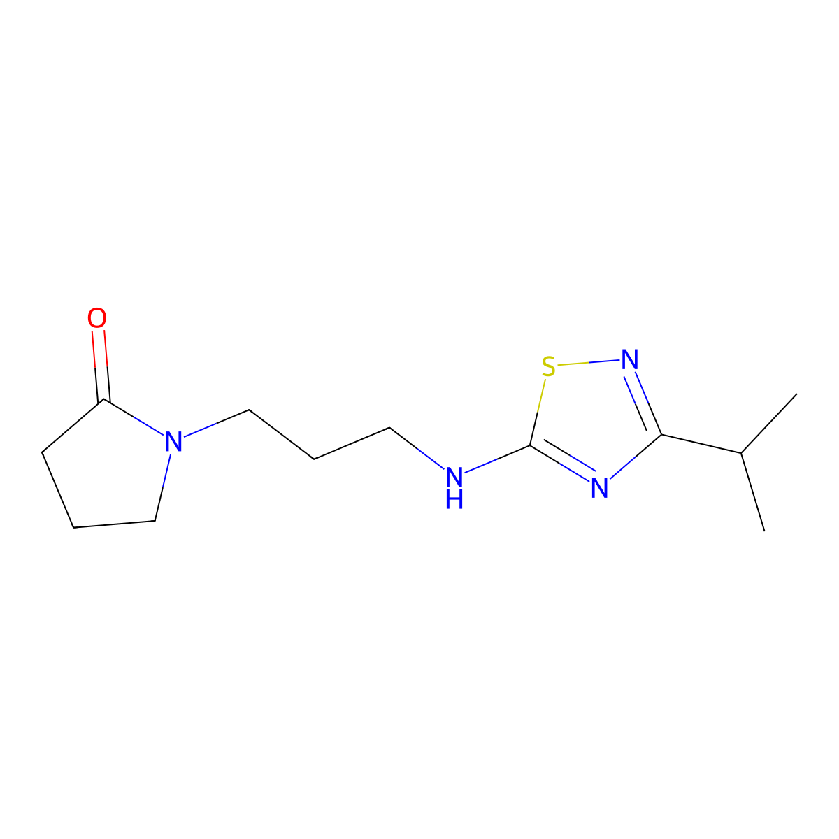 1-(3-{[3-(Propan-2-yl)-1,2,4-thiadiazol-5-yl]amino}propyl)pyrrolidin-2-one molecular structure, CAS 2640867-21-4