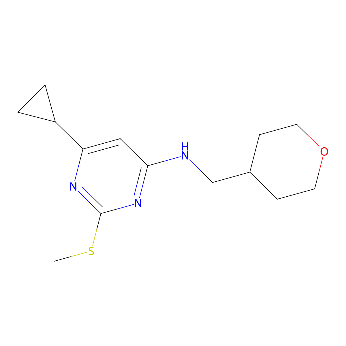 6-cyclopropyl-2-(methylsulfanyl)-N-[(oxan-4-yl)methyl]pyrimidin-4-amine molecular structure, CAS 2640943-89-9