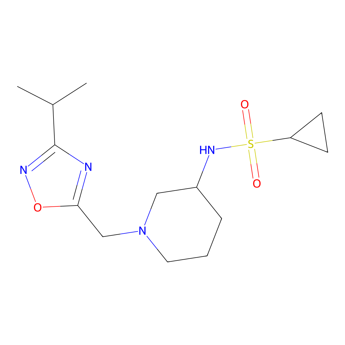 N-(1-{[3-(propan-2-yl)-1,2,4-oxadiazol-5-yl]methyl}piperidin-3-yl)cyclopropanesulfonamide molecular structure, CAS 2640964-91-4