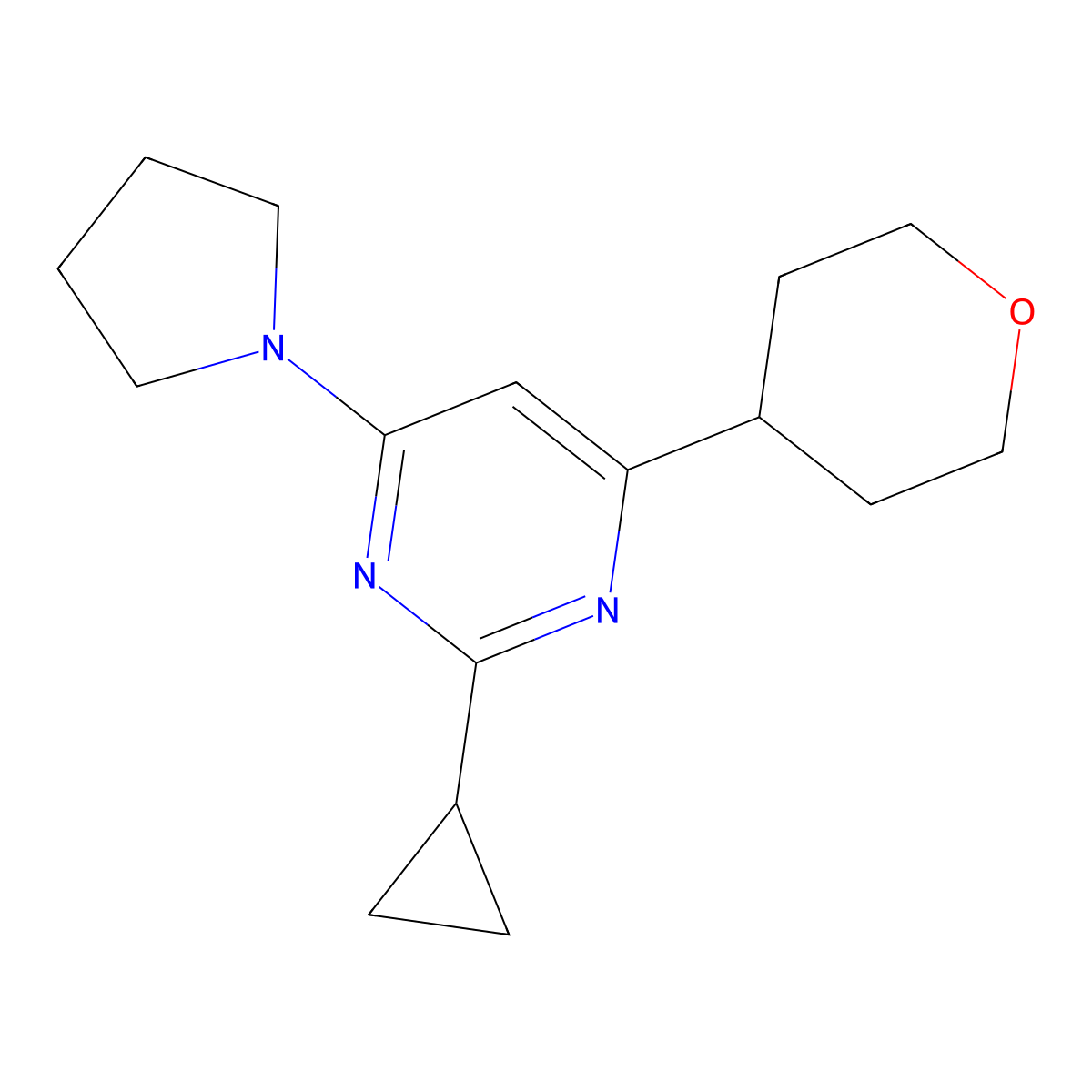 2-Cyclopropyl-4-(oxan-4-yl)-6-(pyrrolidin-1-yl)pyrimidine molecular structure, CAS 2742039-36-5