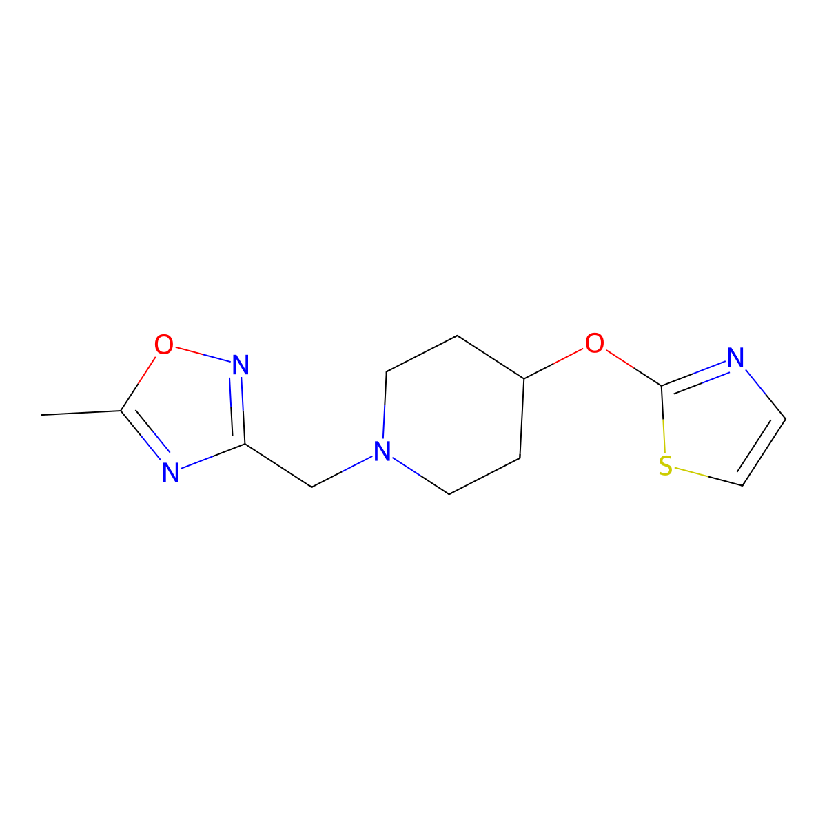 1-[(5-Methyl-1,2,4-oxadiazol-3-yl)methyl]-4-(1,3-thiazol-2-yloxy)piperidine molecular structure, CAS 2742046-09-7