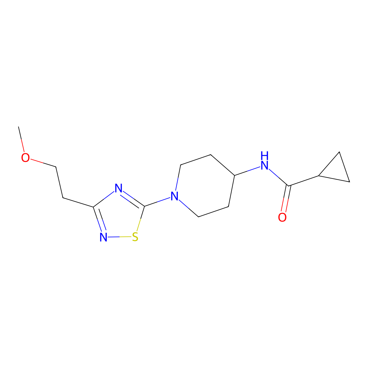 N-{1-[3-(2-methoxyethyl)-1,2,4-thiadiazol-5-yl]piperidin-4-yl}cyclopropanecarboxamide molecular structure, CAS 2770600-00-3