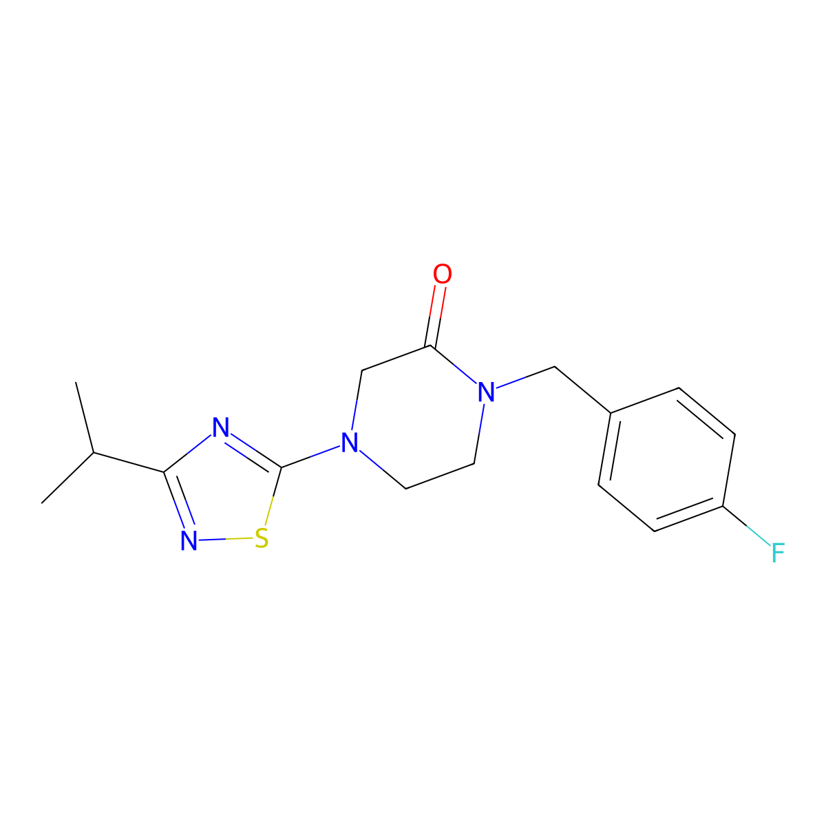 1-[(4-Fluorophenyl)methyl]-4-[3-(propan-2-yl)-1,2,4-thiadiazol-5-yl]piperazin-2-one molecular structure, CAS 2877634-38-1