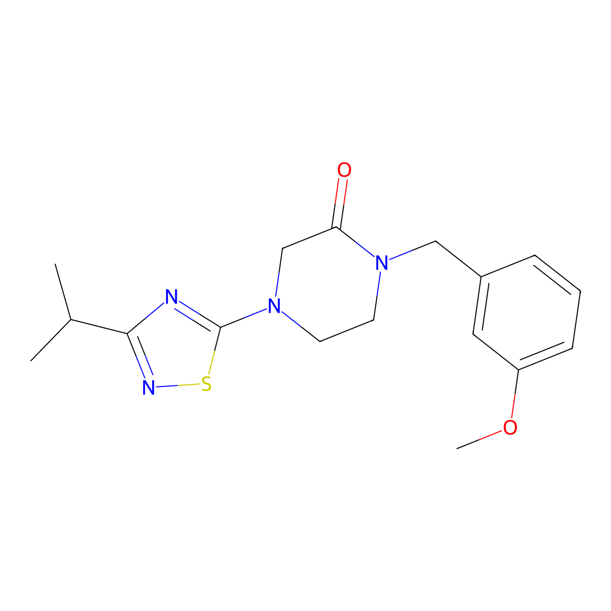 1-[(3-Methoxyphenyl)methyl]-4-[3-(propan-2-yl)-1,2,4-thiadiazol-5-yl]piperazin-2-one molecular structure, CAS 2877702-32-2