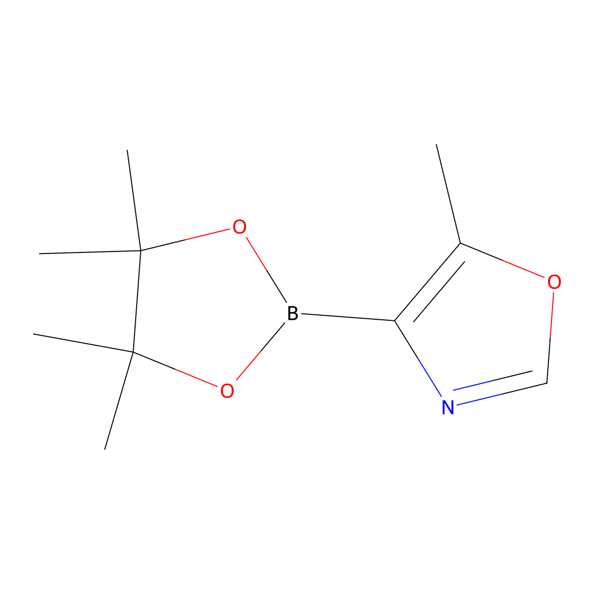5-Methyl-4-(4,4,5,5-tetramethyl-[1,3,2]dioxaborolan-2-yl)-oxazole molecular structure, CAS 2885995-25-3