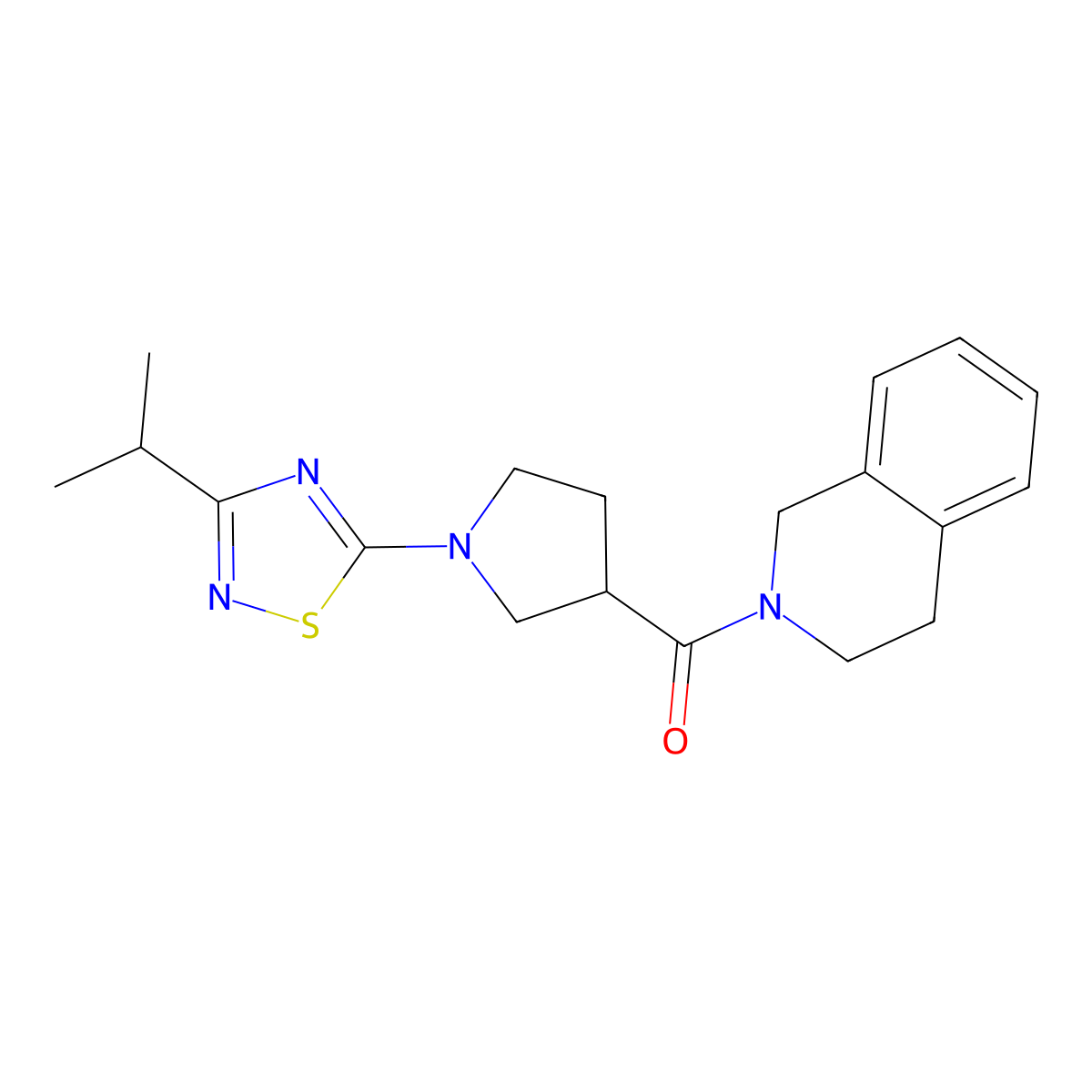 2-{1-[3-(Propan-2-yl)-1,2,4-thiadiazol-5-yl]pyrrolidine-3-carbonyl}-1,2,3,4-tetrahydroisoquinoline molecular structure, CAS 3054436-43-7