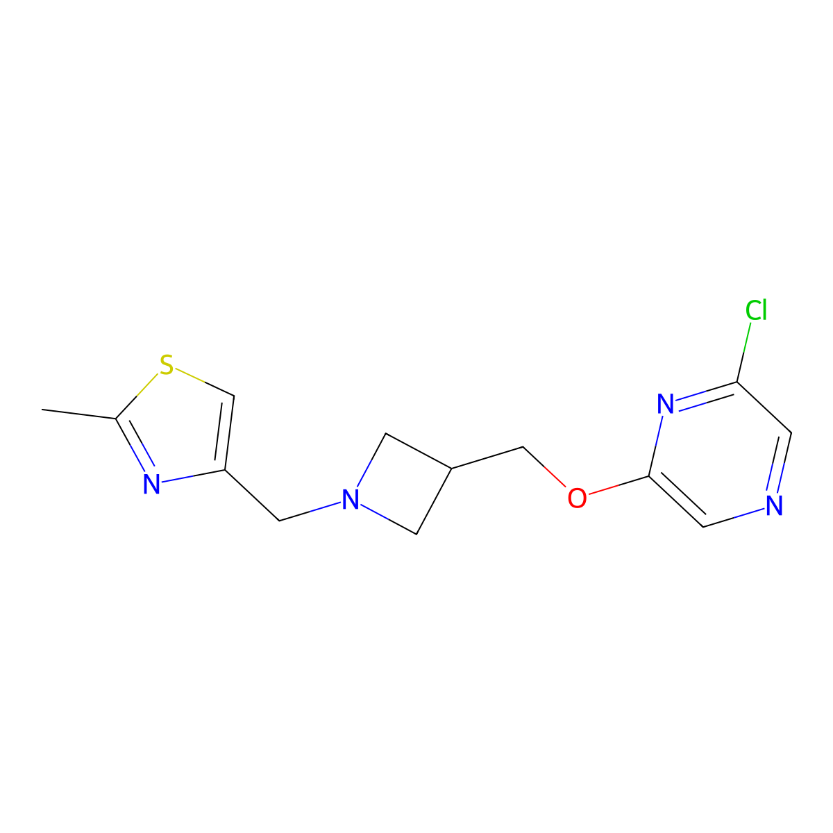 2-Chloro-6-({1-[(2-methyl-1,3-thiazol-4-yl)methyl]azetidin-3-yl}methoxy)pyrazine molecular structure, CAS 3054587-36-6