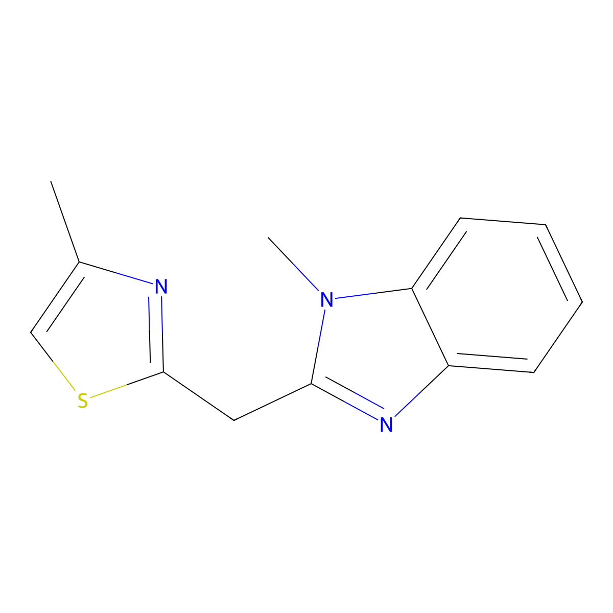 1-methyl-2-[(4-methyl-1,3-thiazol-2-yl)methyl]-1H-benzimidazole molecular structure, CAS 61690-08-2